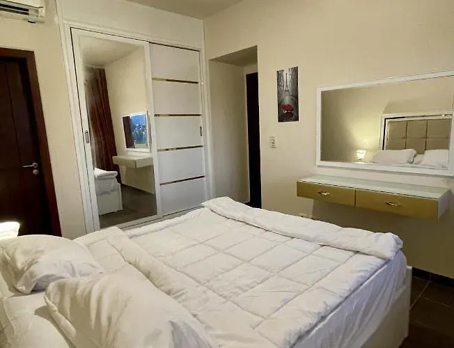 Апартаменты Fully Equipped Pool & Mountains View In Porto *